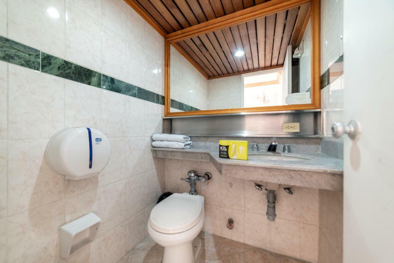 Ayenda 1235 Botero Otel Medellín Dış mekan fotoğraf