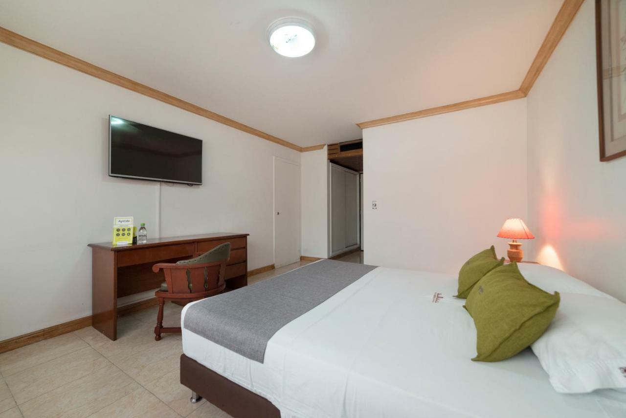 Ayenda 1235 Botero Otel Medellín Dış mekan fotoğraf