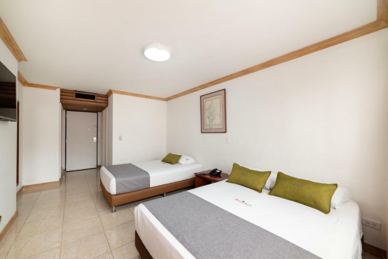 Ayenda 1235 Botero Otel Medellín Dış mekan fotoğraf
