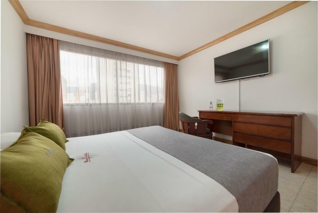 Ayenda 1235 Botero Otel Medellín Dış mekan fotoğraf